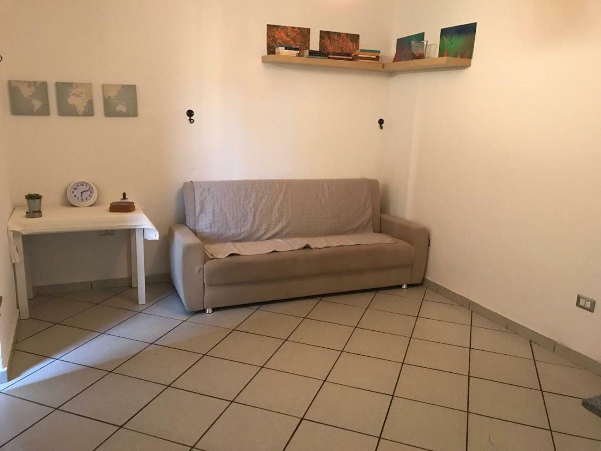 21House - Appartamento 1 Бусто-Арсизио Экстерьер фото